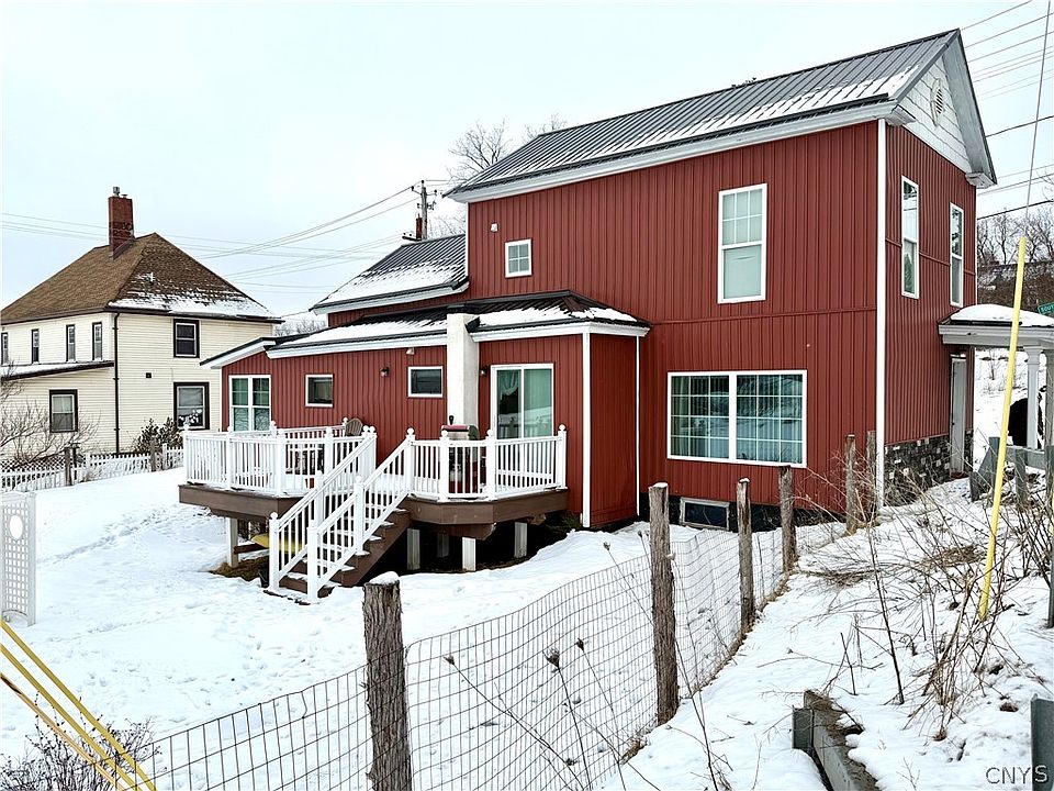 1st image of 52 William St