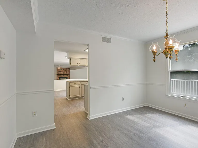 91 Premier Ct — Photo 8