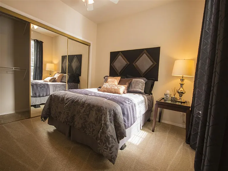 The Fairways at Piper Glen Apartments — Photo 23