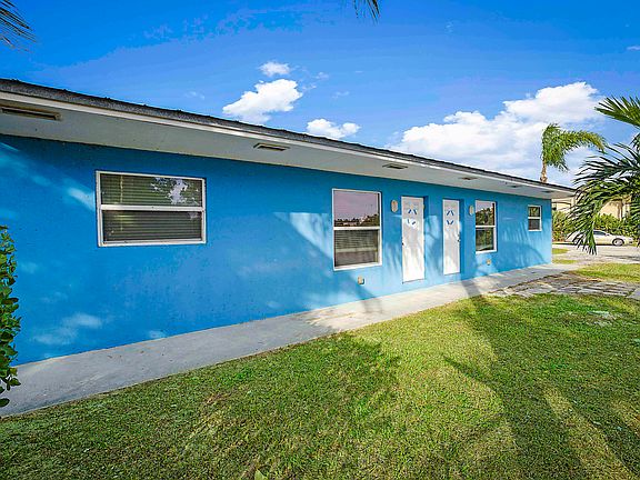 5th image of 13753 Oleander Avenue