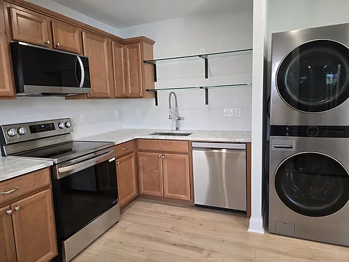 1706 N Tampania Ave #D Photo 1
