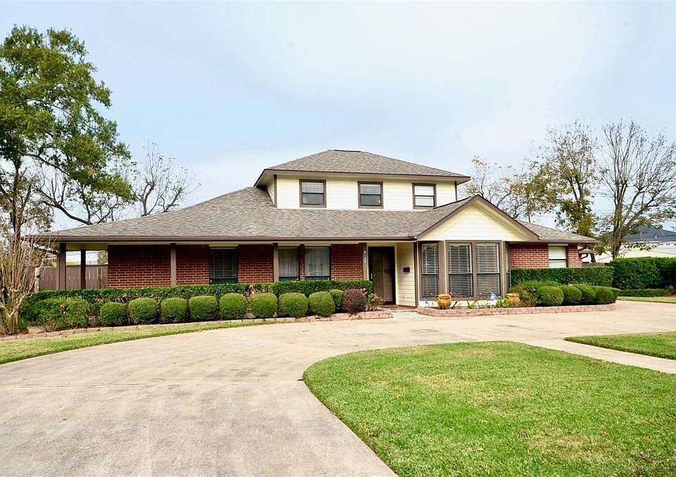 1st image of 8135 Glenbrook Dr