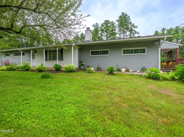 296 Housatonic St, Lenox, MA 01240