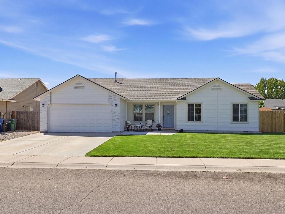 1st image of 3113 Parkview Way