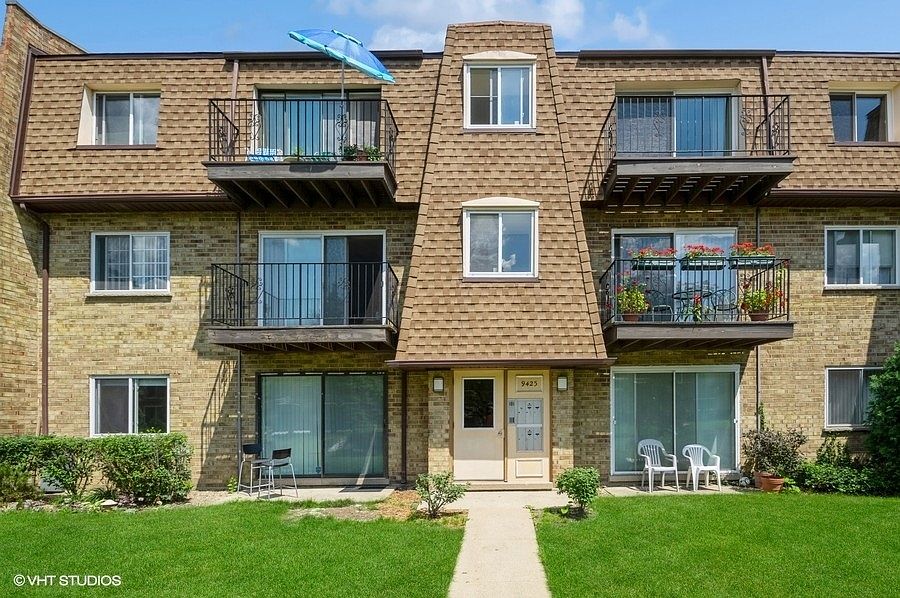 1st image of 9425 Bay Colony Dr APT 3S