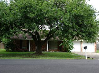 323 Falk Ave, La Porte, TX 77571