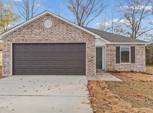 157 Meadow Dr, Beebe, AR 72012