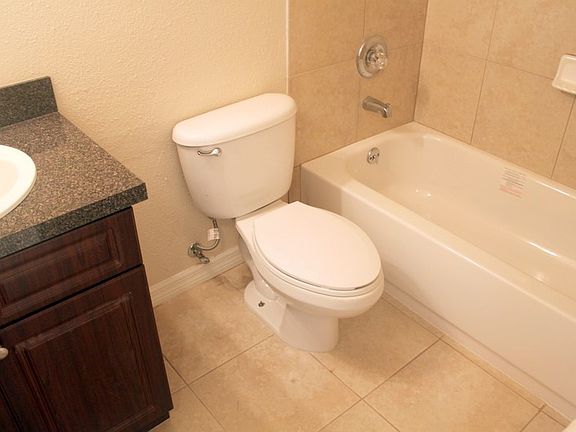 5th image of 1239 Coolmont Dr