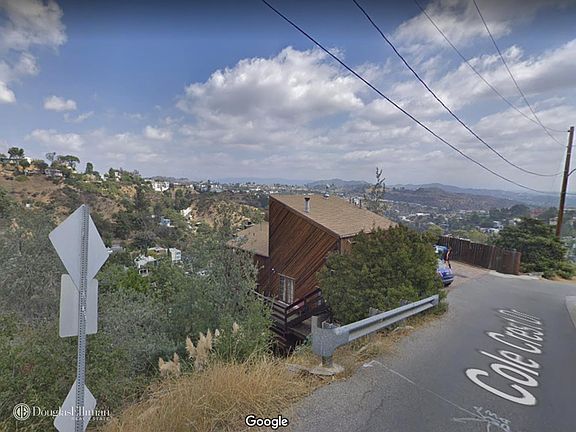 4th image of 8565 Cole Crest Dr