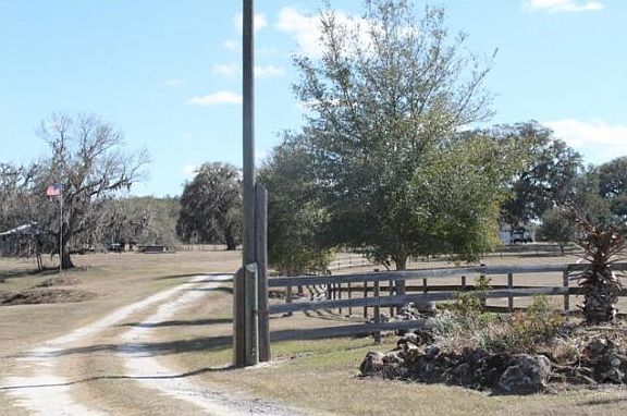 5th image of 11119 NW 20 Dr