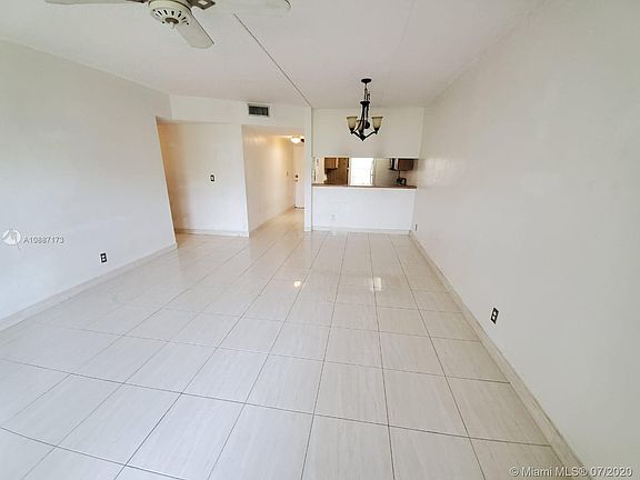 5th image of 2740 Forest Hills Blvd APT 104
