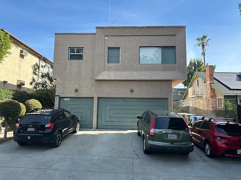 912 N Stanley Ave #5 — Photo 6
