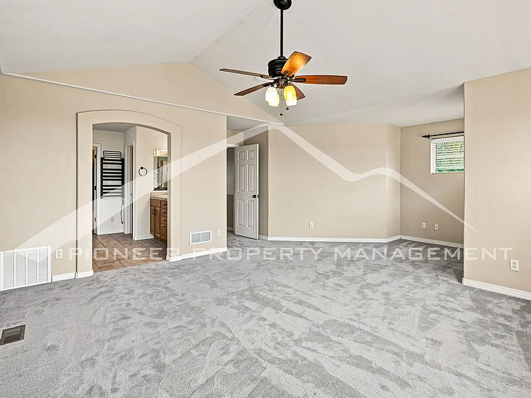 1820 Great Western Dr — Photo 17