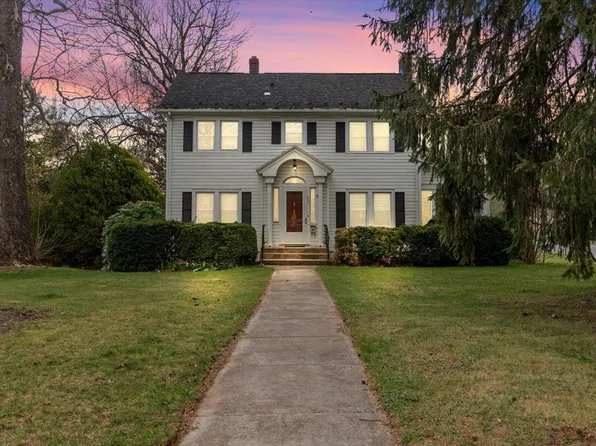 932 Woodrow Ave, Waynesboro, VA 22980