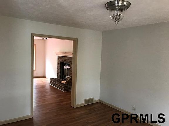 4th image of 13059 Brookside Dr