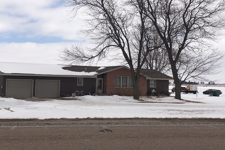 1st image of 75684 Highway 21