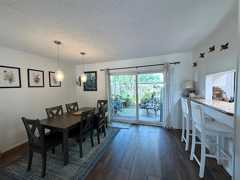9519 Clanton St — Photo 4