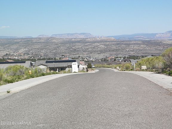 2nd image of 540 Skyllne Boulevard