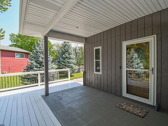 2nd image of 218 Douglas Blvd