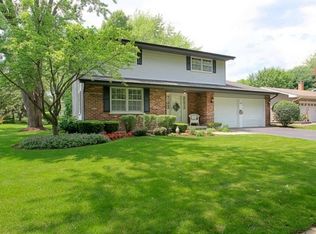 1557 Towhee Ln, Naperville, IL 60565