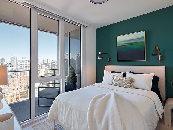 5th image of 377 W Grand Ave #2304