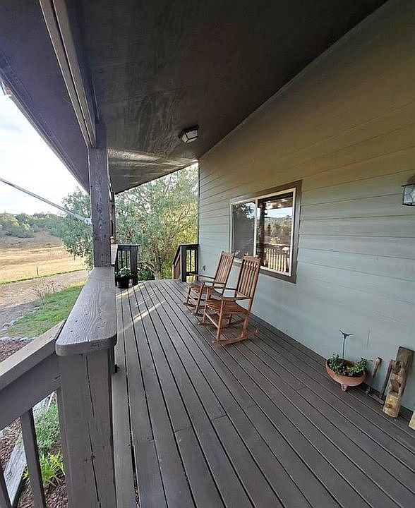 1st image of 120 Elk Dr