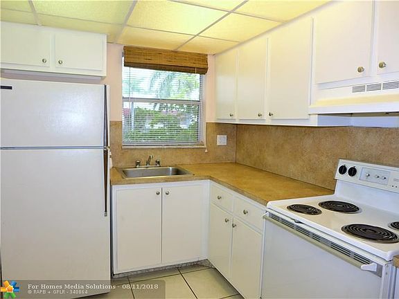3rd image of 3091 Sunrise Lakes Dr E APT 308