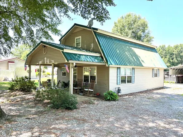 104 Rickman Dr, Springville, TN 38256