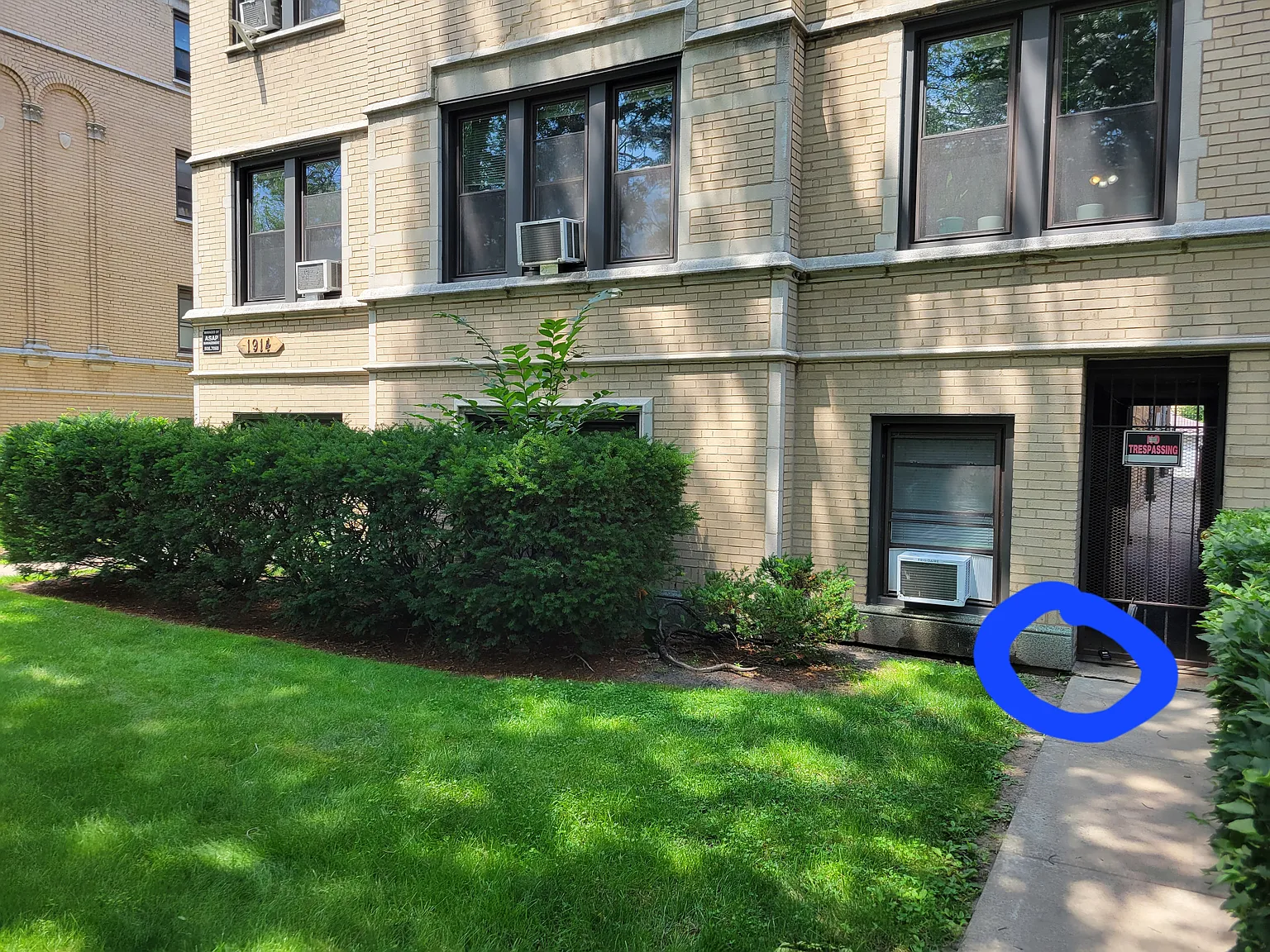 1 bed, 900 sqft, $1,695 — Photo 2