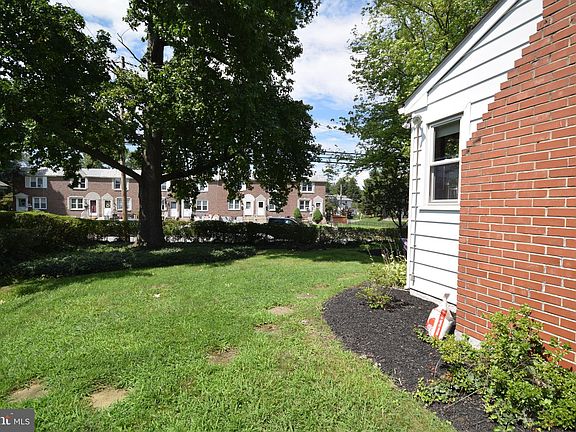 5th image of 642 W Ashland Ave