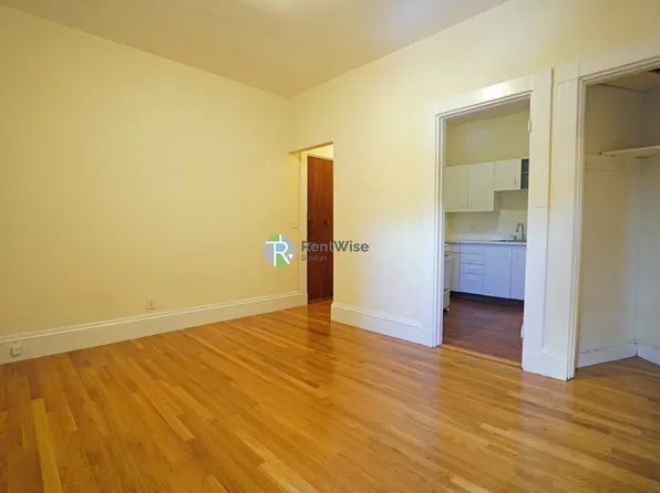 504 Beacon St, Boston, MA