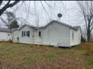 1650 Hound Dog Ridge Rd, Vienna, IL 62995