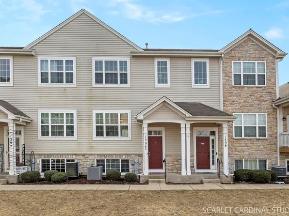 1394 Carolyn Ct, Yorkville, IL 60560