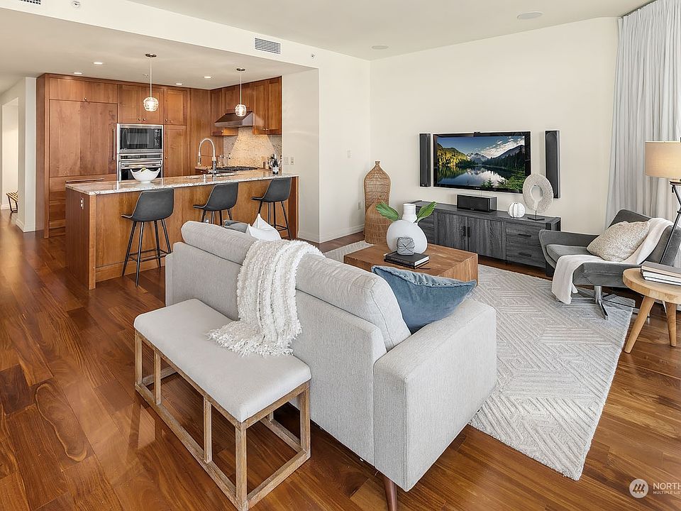 1st image of 500 106th Avenue NE #1211