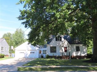 24360 Maple Ridge Rd, North Olmsted, OH 44070