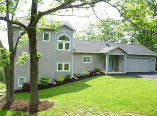 4517 County Road 16, Canandaigua, NY 14424