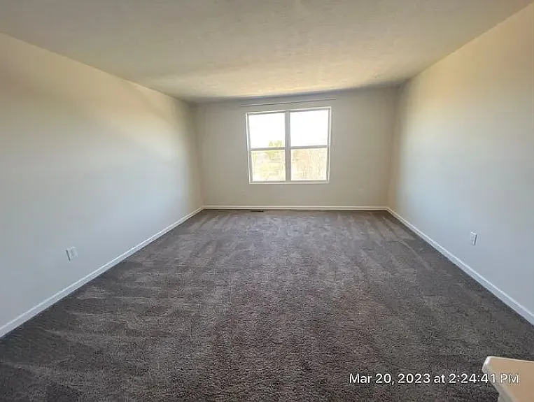 413 Fox Dr — Photo 16