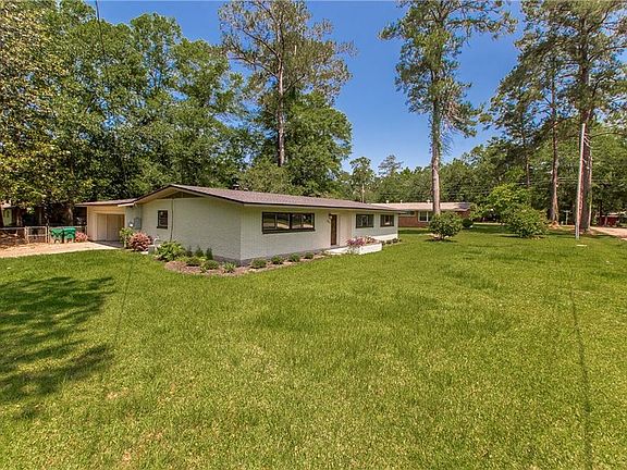2nd image of 305 Peachtree Dr