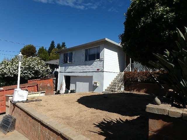 1st image of 626 Wellington Dr