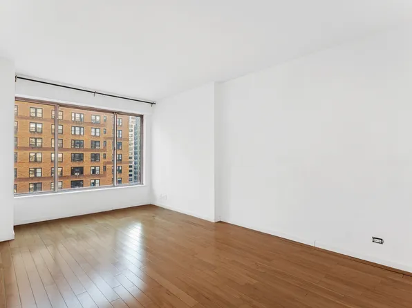 200 East 69th Street image 1 of 5