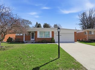 14210 Ingram St, Livonia, MI 48154