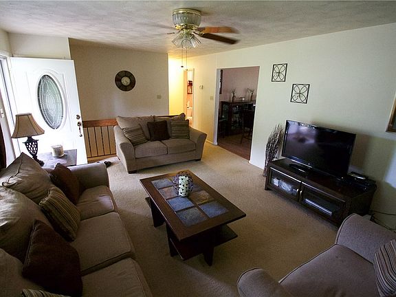 2nd image of 2960 Chautauqua Dr