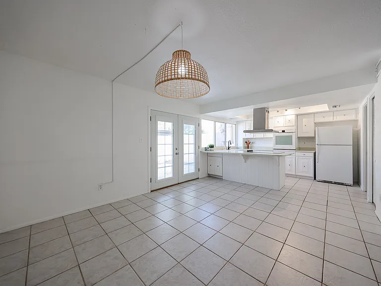 4028 N Granite Reef Rd — Photo 9