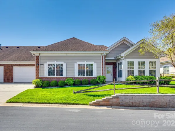 2107 N Castle Ct, Matthews, NC 28105