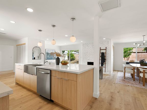 2nd image of 21731 Bryant St #1/2