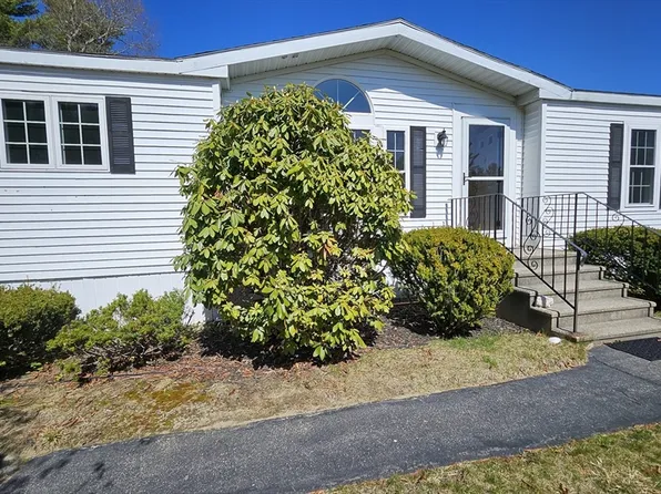 11 Oldfield Dr, Kingston, MA 02364