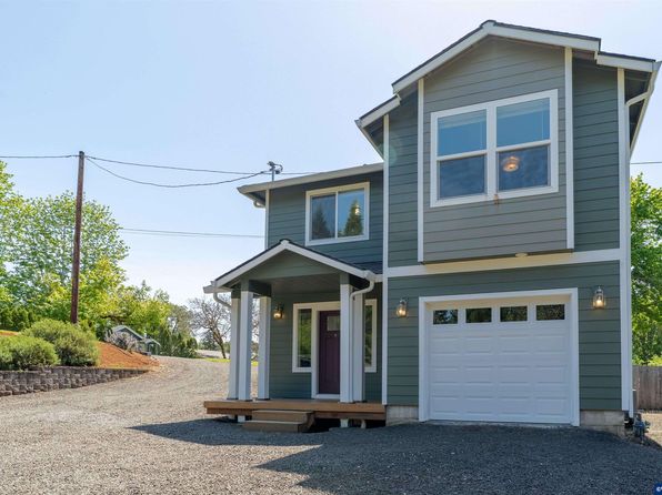382 N 7th St, Philomath, OR 97370