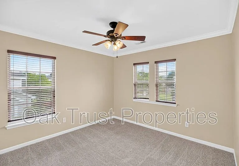 7018 Bellflower Ln — Photo 22
