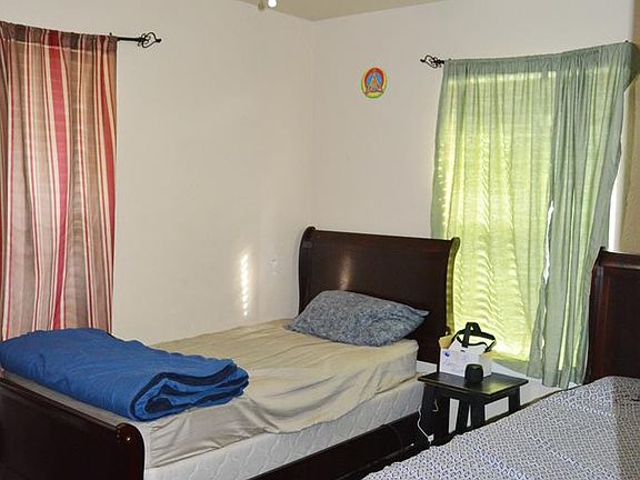 2nd image of 301 Westlake Blvd
