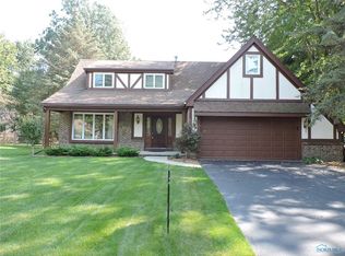 2341 Glenrose Ln, Maumee, OH 43537